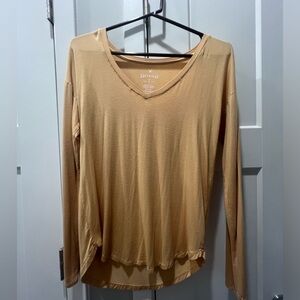 American Eagle Soft and Sexy Long Sleeve V-neck Size S